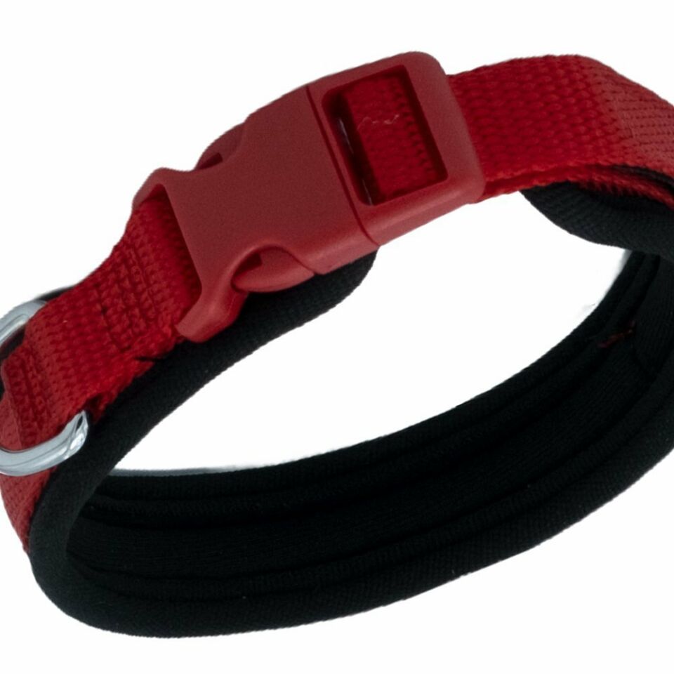 DOGGİE HAVALI DOKUMA BOYUN TASMASI KIRMIZI 1,5X30-40CM